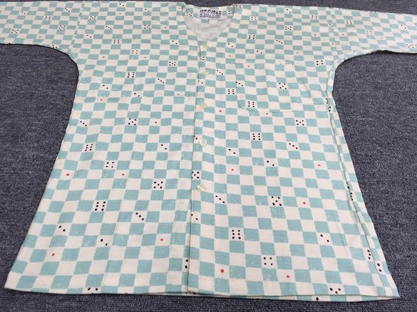 画像4: お取寄せ2〜3営業日　鯉口シャツ【サイコロ／水色】大人用 男性女性兼用 白系 青系 (4)