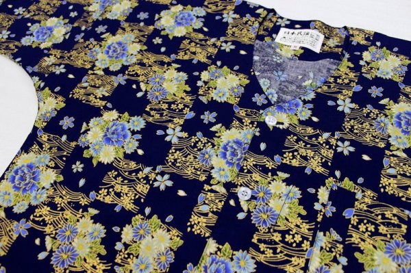 画像5: 鯉口シャツ【市松に花輪　紺系・黒系】Ｍ・Ｌ寸　大人用 男性女性兼用 青系 黒系 (5)