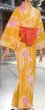 画像2: 【女性用柄】旅館用仕立て上がり人形袖浴衣　Ｓ・Ｍ・Ｌ・ＬＬ【矢羽にバラ・黄色】 (2)