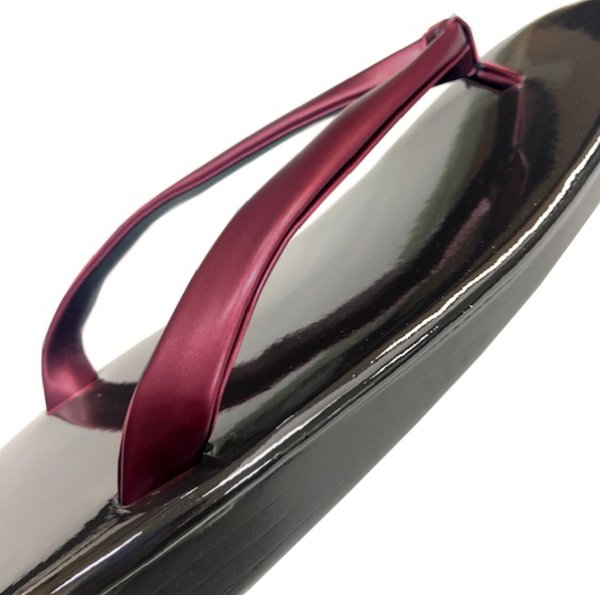 画像2: 【耐水草履(ウレタン底)】黒台にエンジ M・L寸 (2)